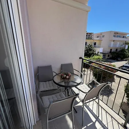 Nada Appartement Makarska