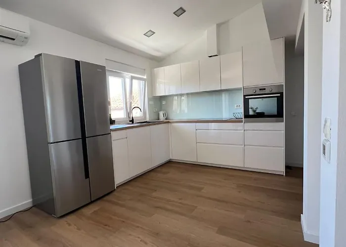 Apartament Nada *