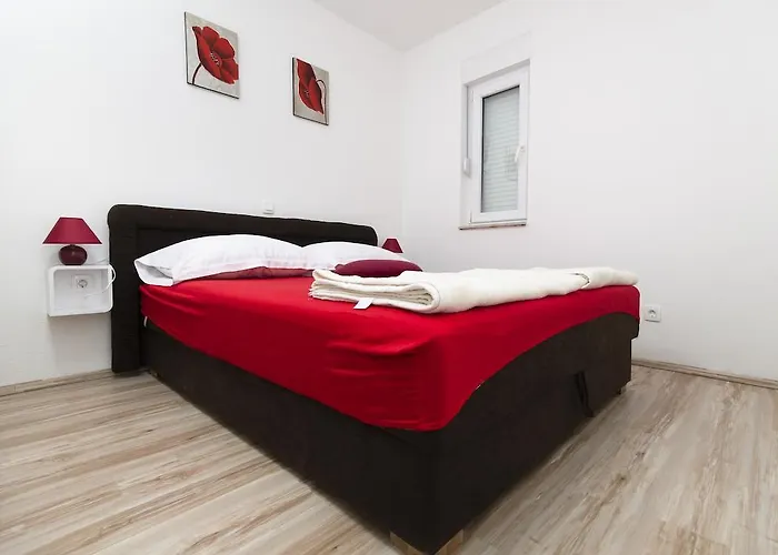 Apartament Nada *