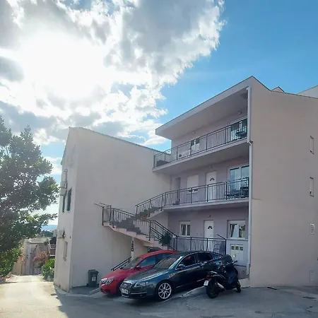 Nada Apartment